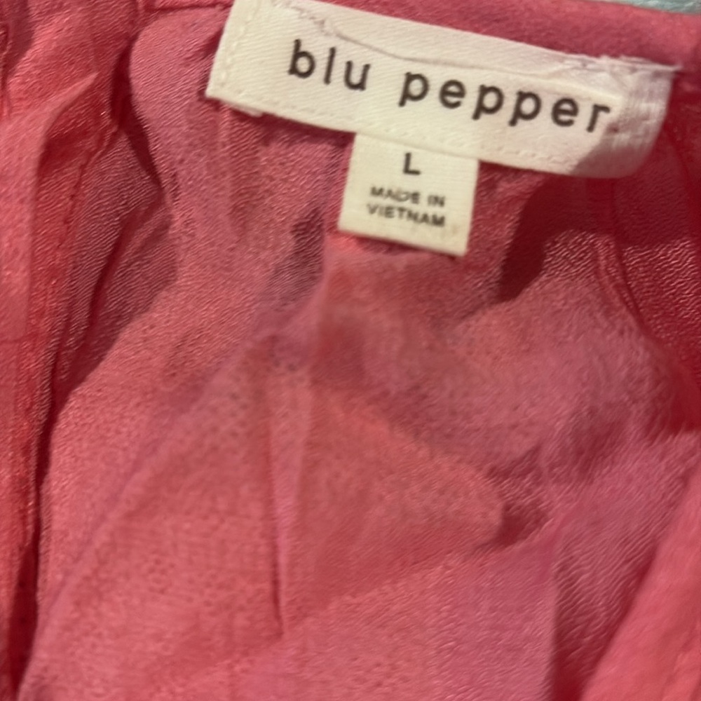 Maxi - Picture 3 of 4